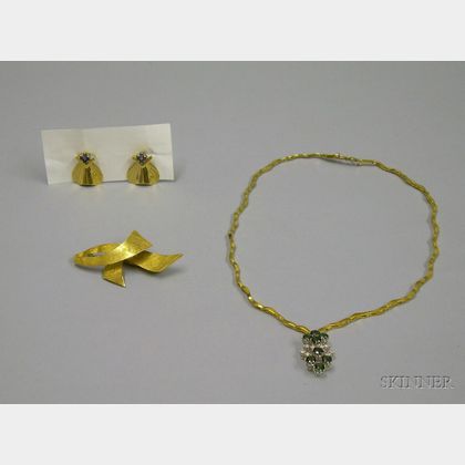 18kt Gold, Diamond, and Green Garnet Necklace, a Pair of 14kt Gold and Sapphire Earrings, and an 18kt Gold Bow ... 