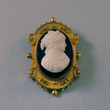 Victorian Gilt and Onyx Cameo Pendant/Brooch