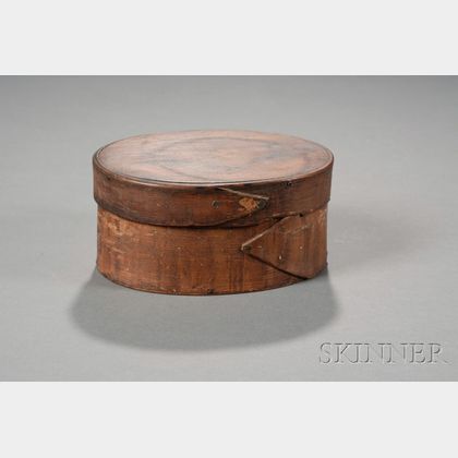 Small Oval Grain-painted Lapped-seam Covered Box