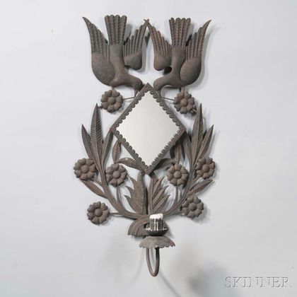 Decorative Metal Wall Sconce 