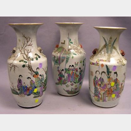 Three Chinese Export Porcelain Vases. 