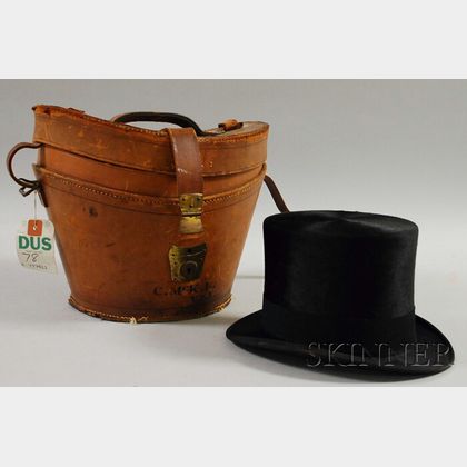 Man's Knox Beaver Top Hat in a Blue Satin-lined Fitted Leather Box