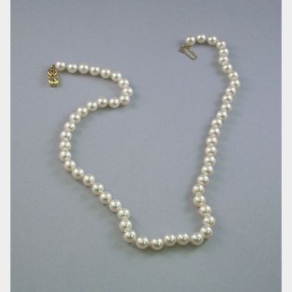 Mikimoto-style Single-strand Pearl Necklace