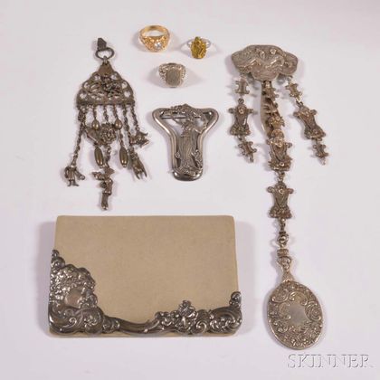 Group of Art Nouveau Jewelry and Accessories