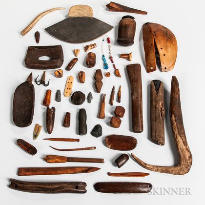 Collection Eskimo Tools