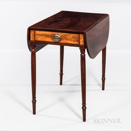 Federal Carved and Inlaid Mahogany Pembroke Table