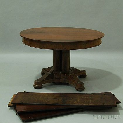 Gothic Revival Carved Mahogany and Mahogany Veneer Extension Dining Table