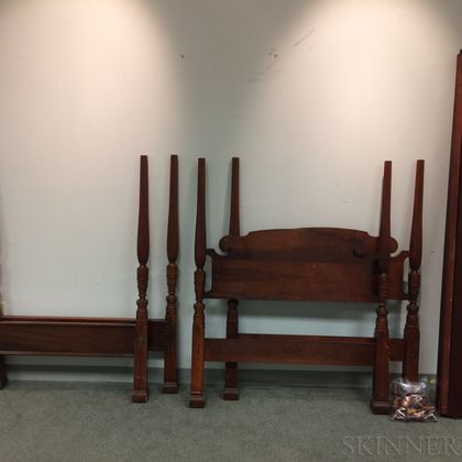 Pair of Federal-style Mahogany Twin Beds. Estimate $200-400
