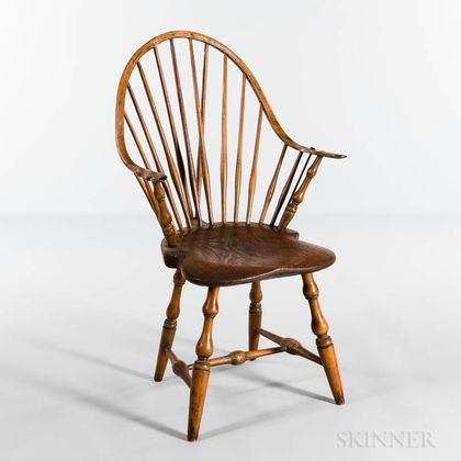 Braced Continuous-arm Bow-back Windsor Chair