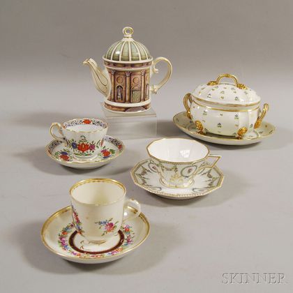 Nine Ceramic Tableware Items