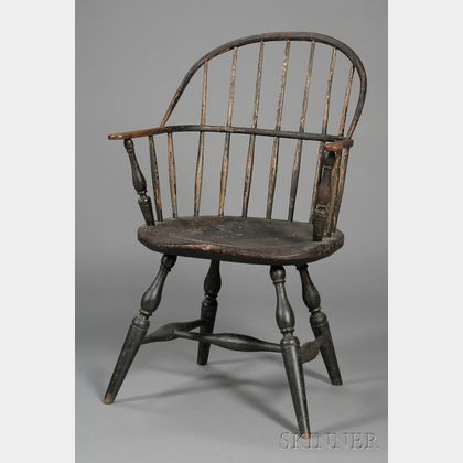 Black-painted Sack-back Windsor Chair