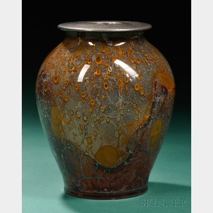 Agate Vase Attributed to Steuben