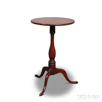 Queen Anne Red-stained Maple Candlestand