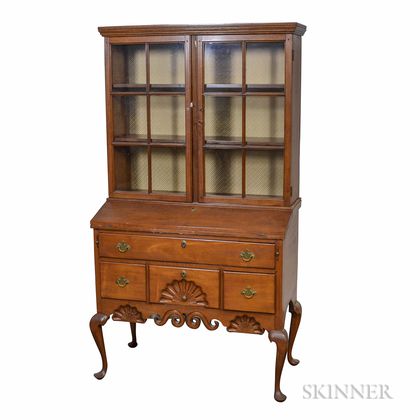 Dunlap-school Queen Anne-style Glazed Carved Maple Secretary/Bookcase