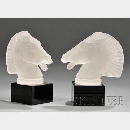 Sold at auction Pair of Etched Glass Horse Head Bookends Auction Number ...