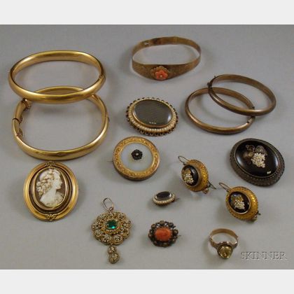 Small Group of Victorian Jewelry