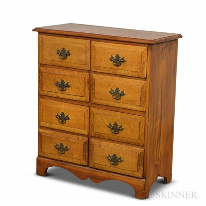 Chippendale-style Bird's-eye Maple Eight-drawer Chest