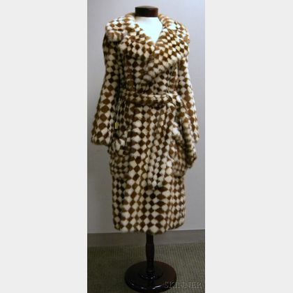 Sold at Auction: Fendi Mink Fur Coat