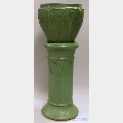 Weller Pottery Arts & Crafts Matte Green Glaze Jardinière and Pedestal