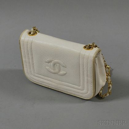 Chanel White Leather Snake Skin-pattern Shoulder Bag