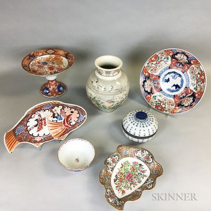 Seven Asian Ceramic Items