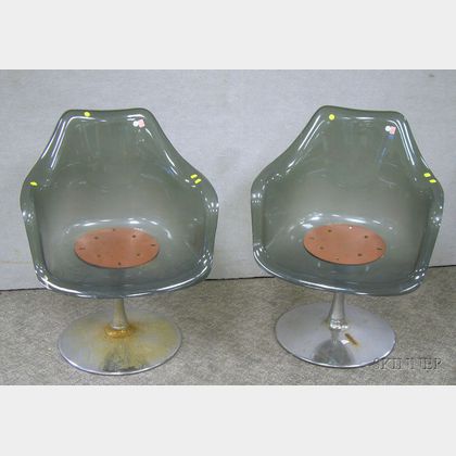 Pair of Modern Tulip-style Molded Plastic Pedestal-base Armchairs. 