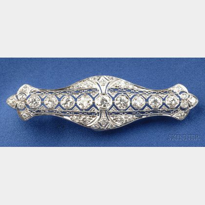 Art Deco Platinum and Diamond Filigree Brooch
