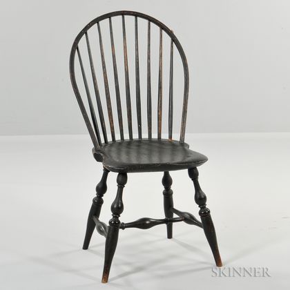 Black-painted Bow-back Windsor Side Chair