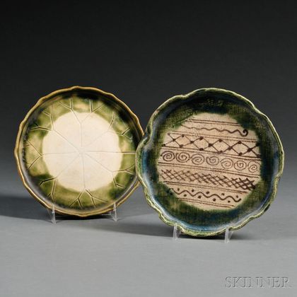 Two Oribe-ware Dishes