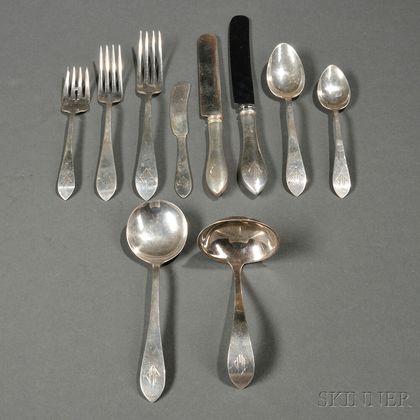 Dominick & Haff Pointed Antique Pattern Sterling Silver Flatware Service,New York, 20th century, retailed by Bigelow Kennard & Co., mon