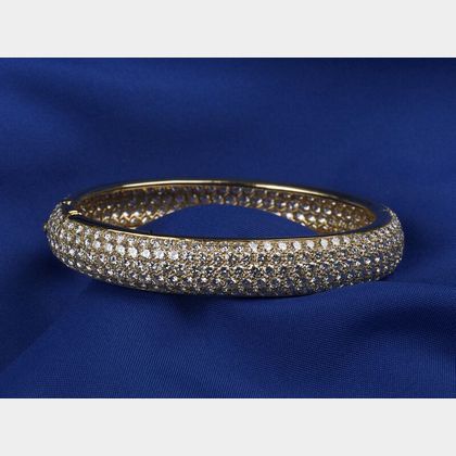 18kt Gold and Pave Diamond Bangle Bracelet