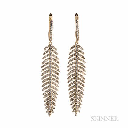 18kt Gold Feather Earrings
