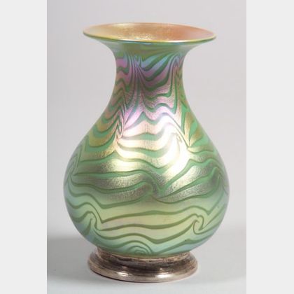Durand Iridescent Art Glass