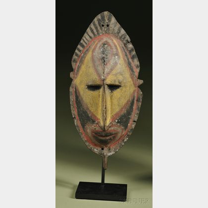 New Guinea Polychrome Carved Wood Mask