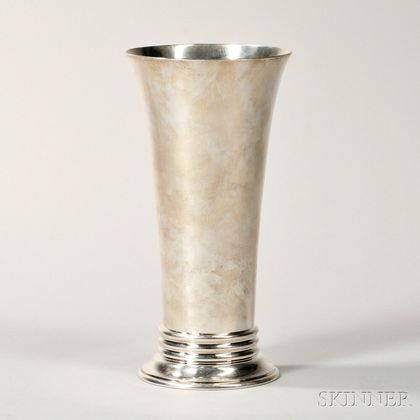 Elizabeth II Britannia Standard .958 Silver Vase