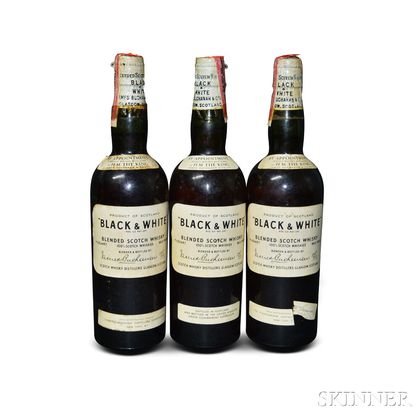 Buchanans Black & White, 3 4/5 quart bottles 