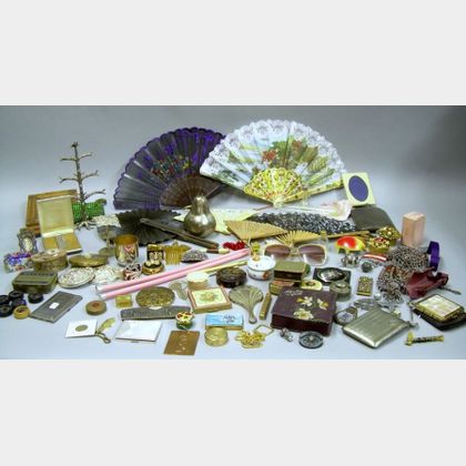 Miscellaneous Vanity Items and Accessories