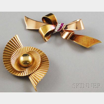 Two 14kt Gold Brooches