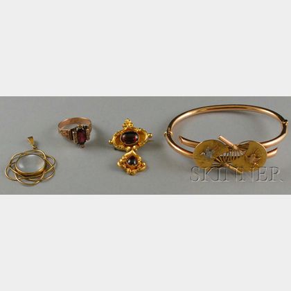 Four Gold Jewelry Items
