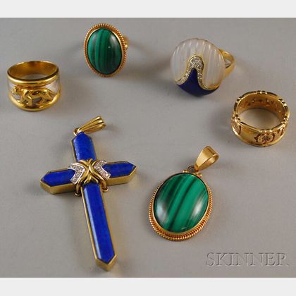 Six Assorted Gold and Hardstone Jewelry Items