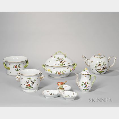 Forty-five Pieces of Herend Porcelain Rothschild Bird Pattern Tableware