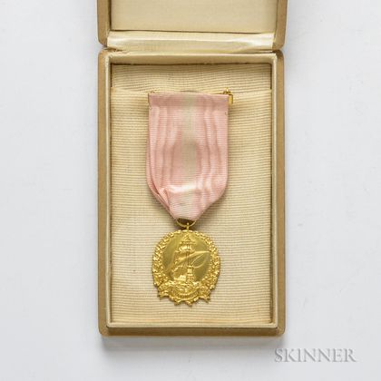 1897 General Society of Mayflower Descendants Commemorative 14kt Gold Badge