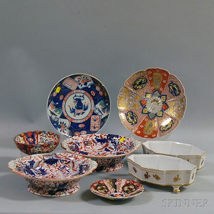 Six Imari-decorated Ceramic Items and Two Floral Gilt-decorated Footed Dishes