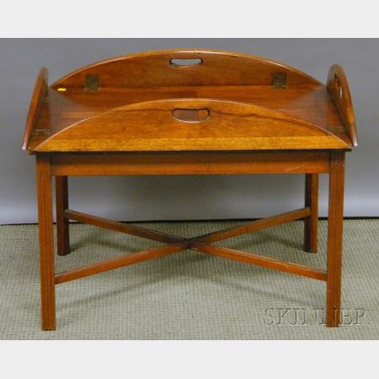 Chippendale-style Mahogany and Maple Butlers Tray Table. 