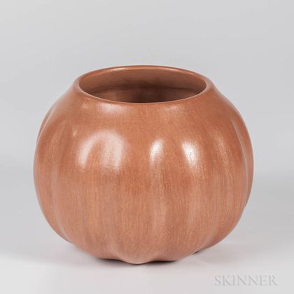 Contemporary San Juan Pottery Vessel