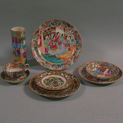 Nine Chinese Export Porcelain Table Items
