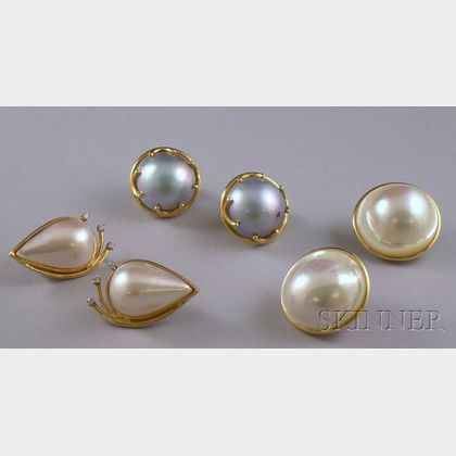 Three Pairs of 14kt Gold and Mabe Pearl Earclips