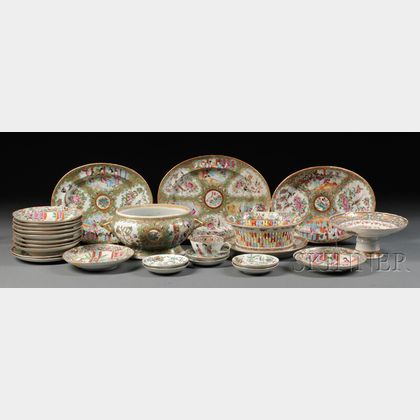 Twenty-six Chinese Export Porcelain Table Items