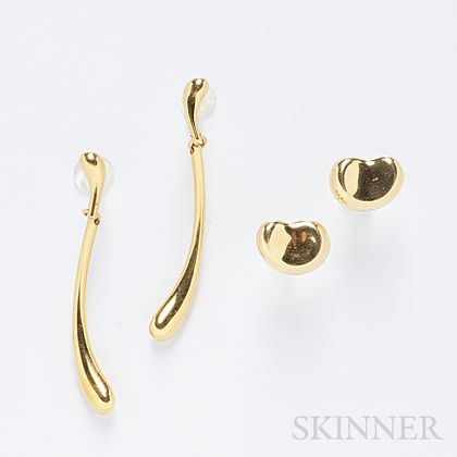 Two Pairs of 18kt Gold Earrings, Elsa Peretti, Tiffany & Co.