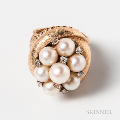 14kt Gold, Pearl, and Diamond Cluster Ring